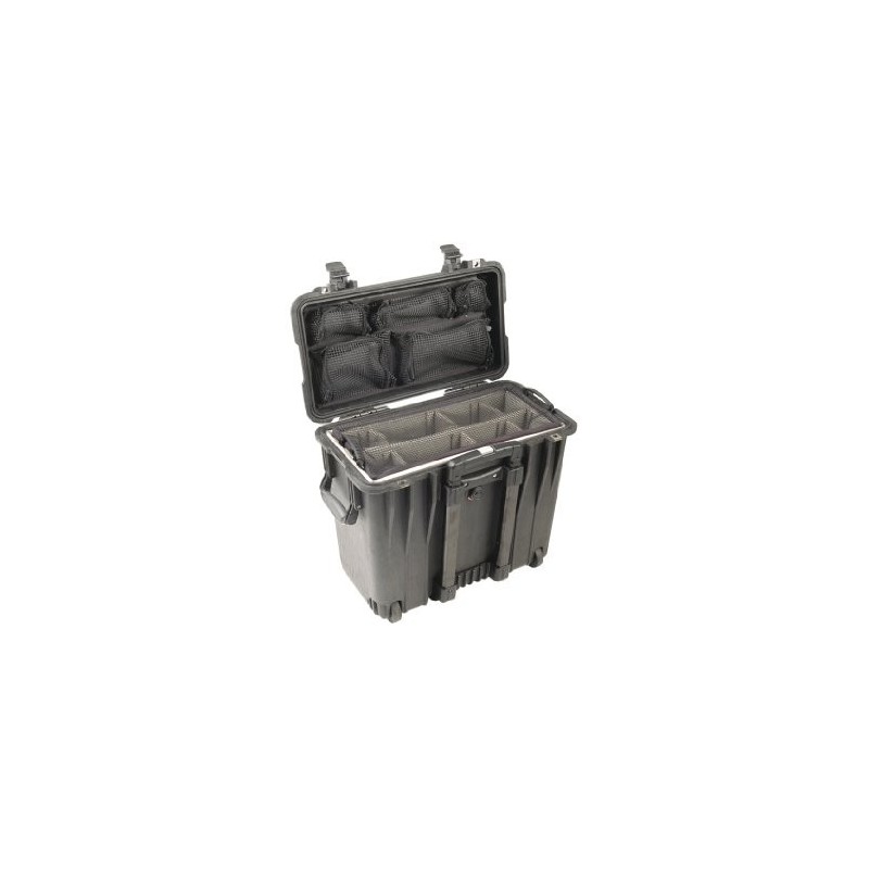 Pelicase 1440 with photo-dividers