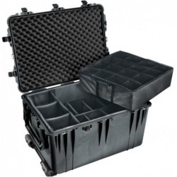 Pelicase 1660 black with dividers